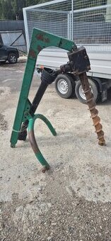 Zemný vrtak bistron na traktor