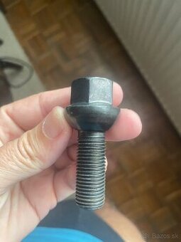 ŠROUBY NA ELEKTRONY - 1
