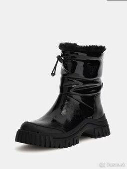 Zateplene čižmy Guess - 1