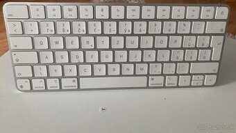 Apple Magic Keyboard 2024