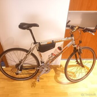 Author Zenith Trekový bicykel