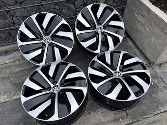 ✅ 5x112 r19 Montevideo arteon Passat b8