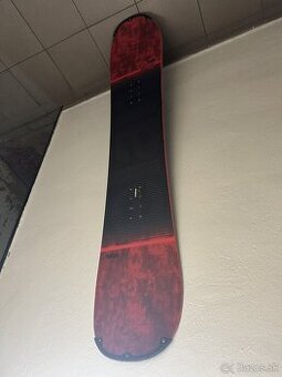 Snowboard Elan.