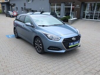 Hyundai i40 WG 1.7CRDi 104kW NAVI ČR 1MAJITEL SERVISKA