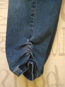 Elastické riflové 3/4 nohavice