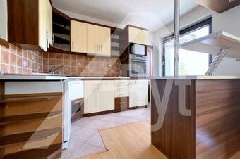 TEHLOVÝ 3- IZBOVÝ BYT S BALKÓNOM, ŠIRŠIE CENTRUM