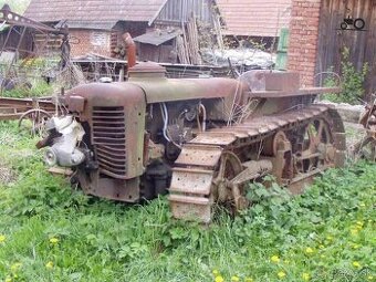 Pásový malotraktor.