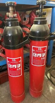 Kúpim co2 6kg fľaše ,tlakové nádoby.