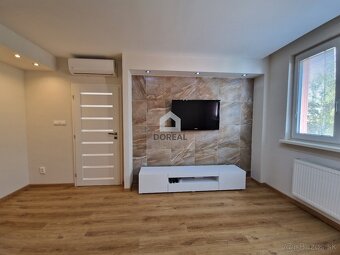 PRENAJATÝ • 2-izbový byt s loggiou • Senica