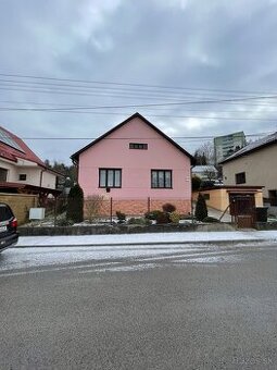 Prenájom - Rodinný dom - 3,5 izbový - Zariadený