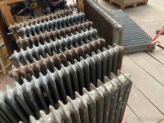 Liatinovy radiátor predam