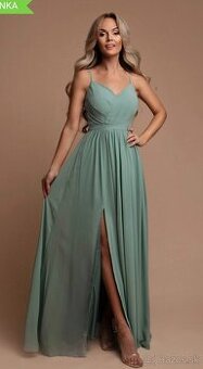 Zelené spoločenské šaty na ramienka