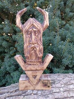 VELES - drevená soška - Veles wooden statue