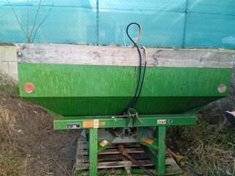 Predám rozmetadlo hnojiva