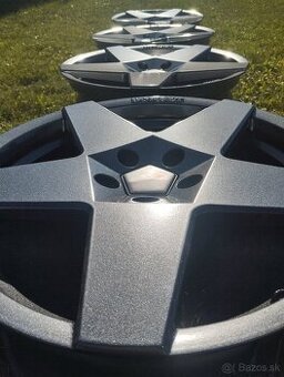 5x112 R18 Originál BORBET