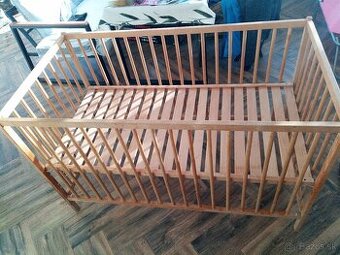 Predám detskú postieľku