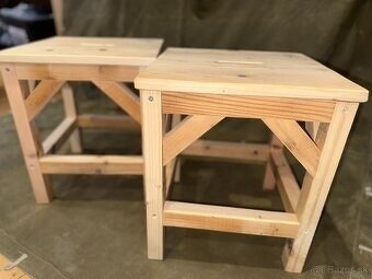 Drevená stolička / štokrle z masívu