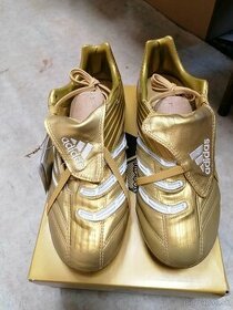 Kopacky Adidas predator gold