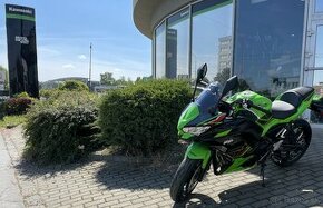 Kawasaki Ninja 650 zelená KRT