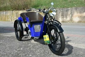 Dámská motorová tříkolka Monet Goyon L'Automouche 250 - 1