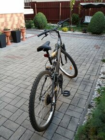 Pekný horský bicykel - 1