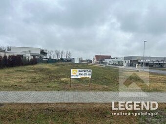 Stavebný pozemok pri termálnom kúpalisku Nesvady, 400 m2