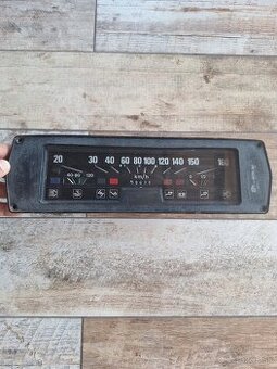 Budíky tachometer prístrojovka Škoda 105