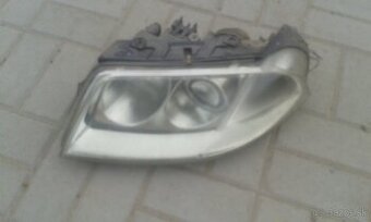 VW Passat b5.5-Lave predne svetlo