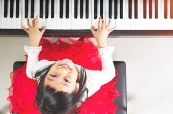 Súkromné hodiny klavíra/ Private piano lessons