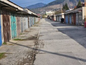 garaz pri stavebninach jantosik