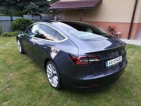 Tesla Model 3 (Long Range, 2019)