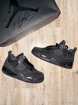 Air Jordan 4 black cat