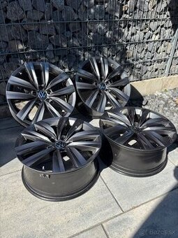 ✅ 5x112 r18 Almere model Passat b8 tiguan Arteon