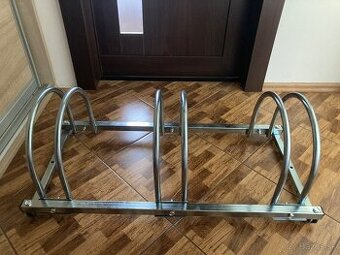 Stojan na bicykle