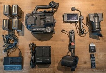 Sony PXW-FS7 dobrý stav 4x64GB + veľký balík príslušenstva