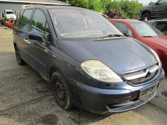 Citroen C8 rozpredam na nahradne diely