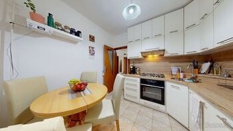 Na predaj 3 izbový byt, Maďarská ulica, sídlisko Ťahanovce, 