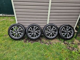 Elektróny + pneu Toyota Yaris 195/55 R16V