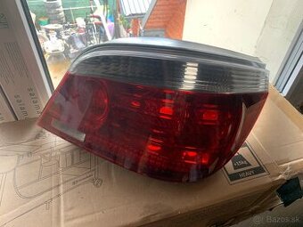 BMW E60 zadné svetlá pred FL