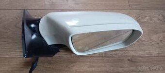 Mercedes Benz E trieda zrkadlo