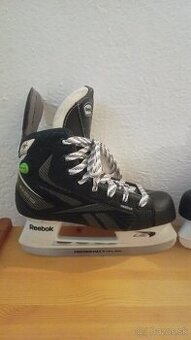 Velkost 36 - ladove korcule REEBOK 9K PUMP
