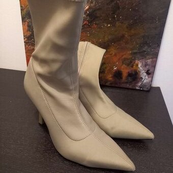 Predám členkové čižmy Zara