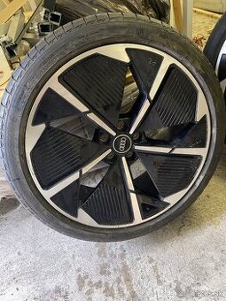 Elektrony Audi Sport 21" Etron