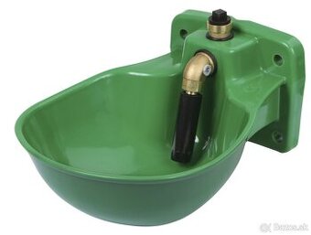 napájačka-nová,zabalená,výhodná cena