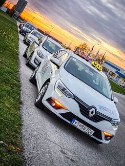 Hľadáme vodiča - SENICA VODIČ TAXISLUŽBY - TAXISEN