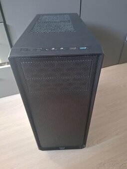 ATX skrinka Fractal Design