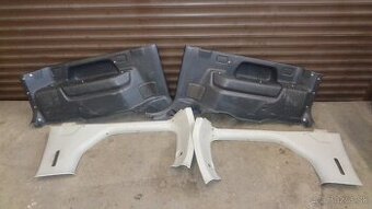 Suzuki Jimny plasty sada