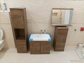 Kúpeľňový nábytok s umývadlom