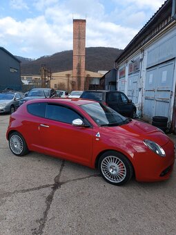 Alfa Romeo mito QUADRIFOGLIO verde + LPG