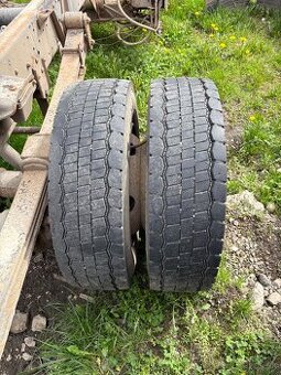 Pneu 215/75 r 17,5